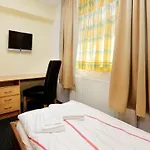 Goldener Hahn Hotell