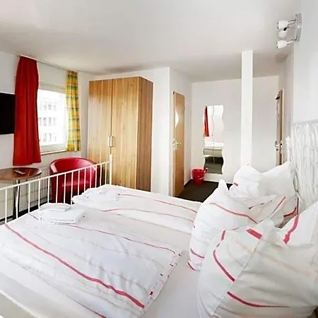 Goldener Hahn Szálloda 2*
