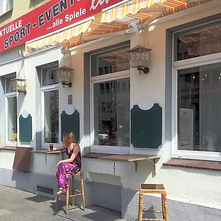 Szálloda Goldener Hahn
