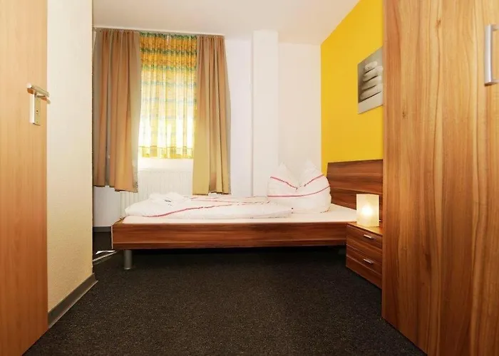 Goldener Hahn דיסבורג