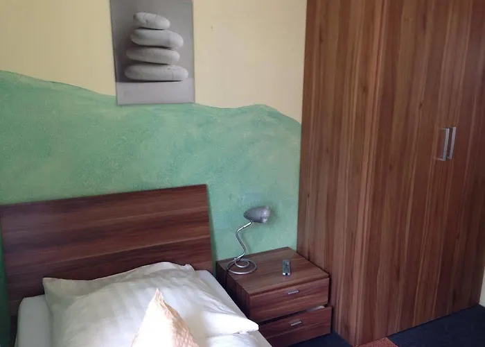 Goldener Hahn 2* דיסבורג